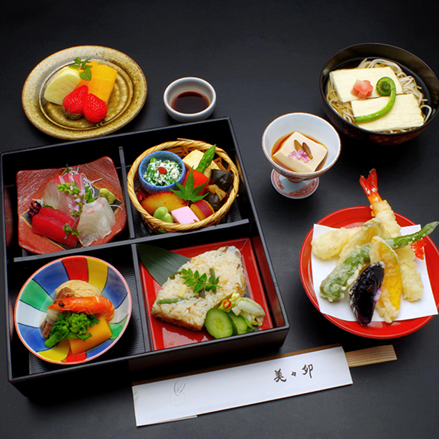 松花堂弁当