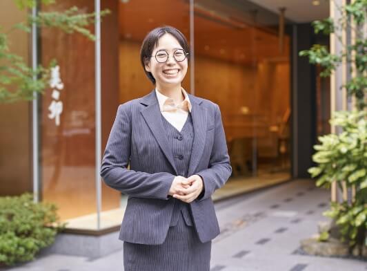 ホールスタッフ・主任